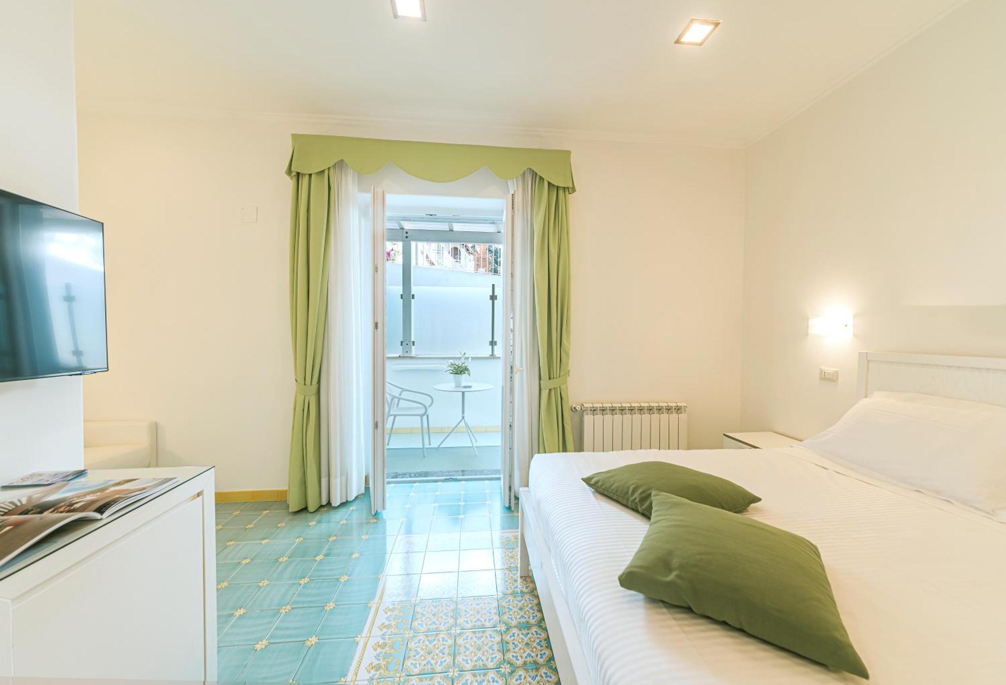 Hotel La Madonnina Casamicciola Terme Esterno foto