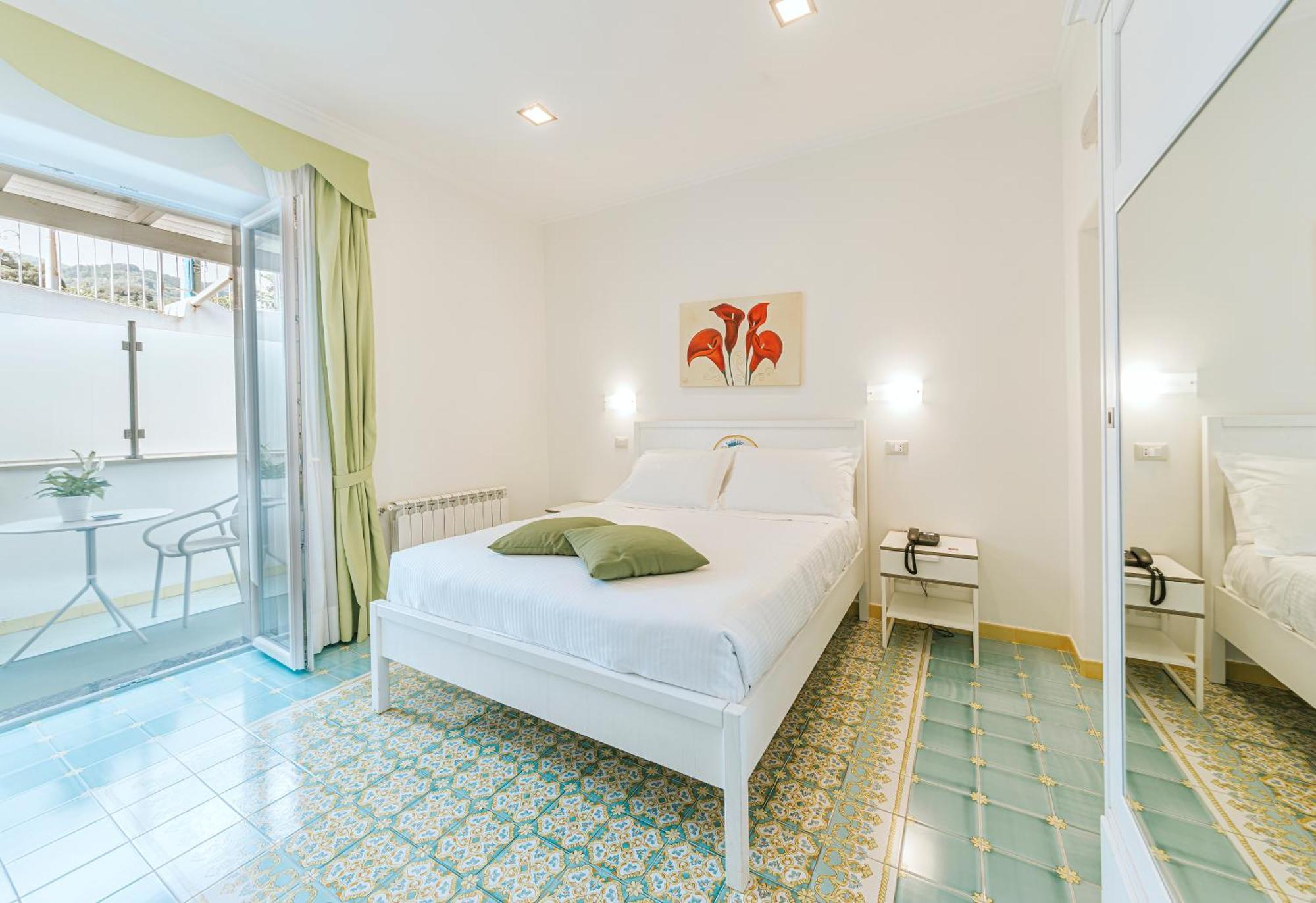 Hotel La Madonnina Casamicciola Terme Esterno foto